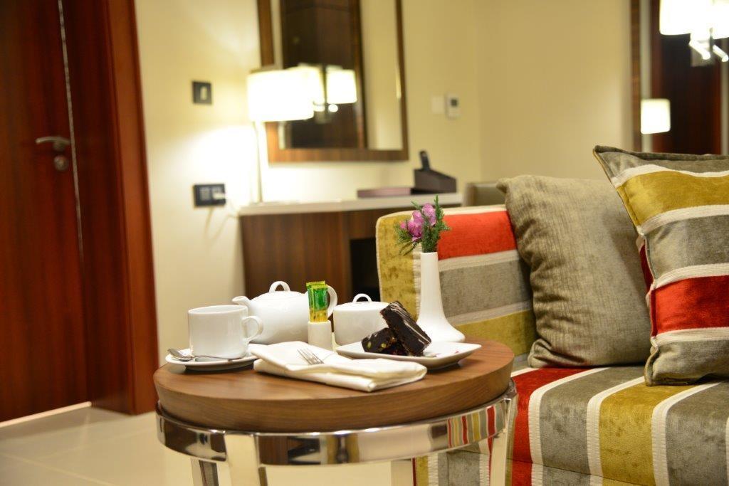 The Envoy Hotel Abuja Esterno foto