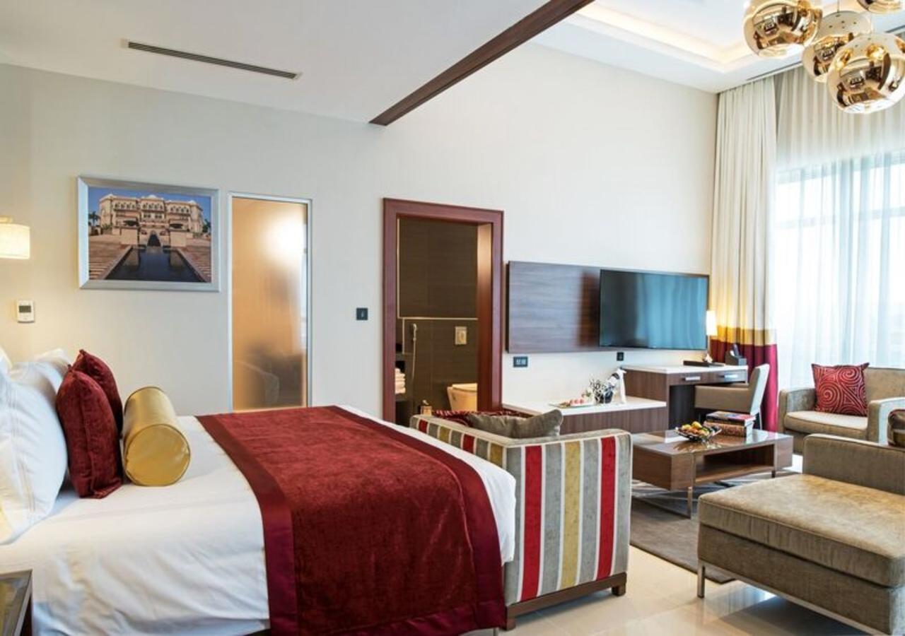 The Envoy Hotel Abuja Esterno foto