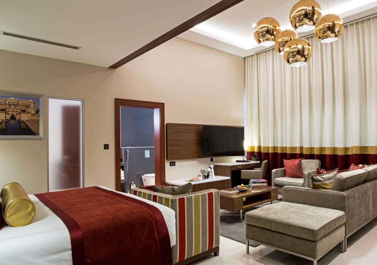 The Envoy Hotel Abuja Esterno foto